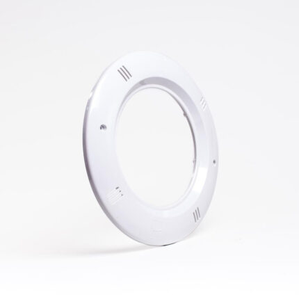 Frontlucka. Vit Welldana poollampa. - |Pool